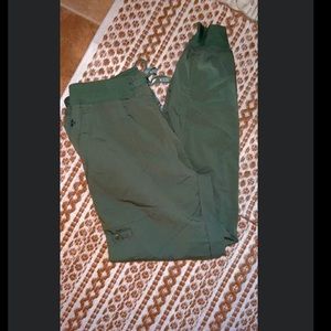 Med Couture Scrub Joggers size small never worn